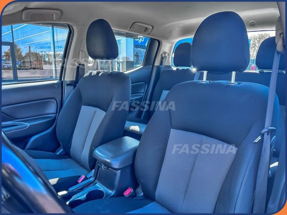 Mitsubishi L200 usata a Milano (8)