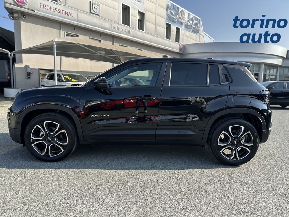 Jeep Avenger nuova a Torino (4)