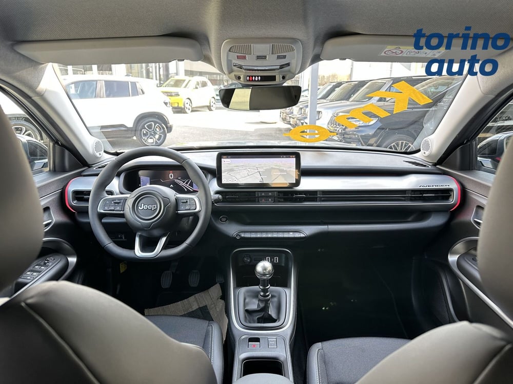 Jeep Avenger nuova a Torino (14)