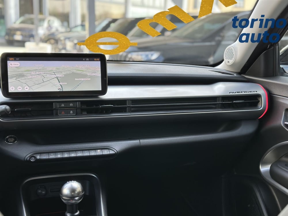 Jeep Avenger nuova a Torino (15)