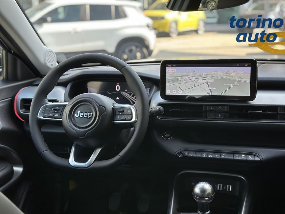 Jeep Avenger nuova a Torino (16)