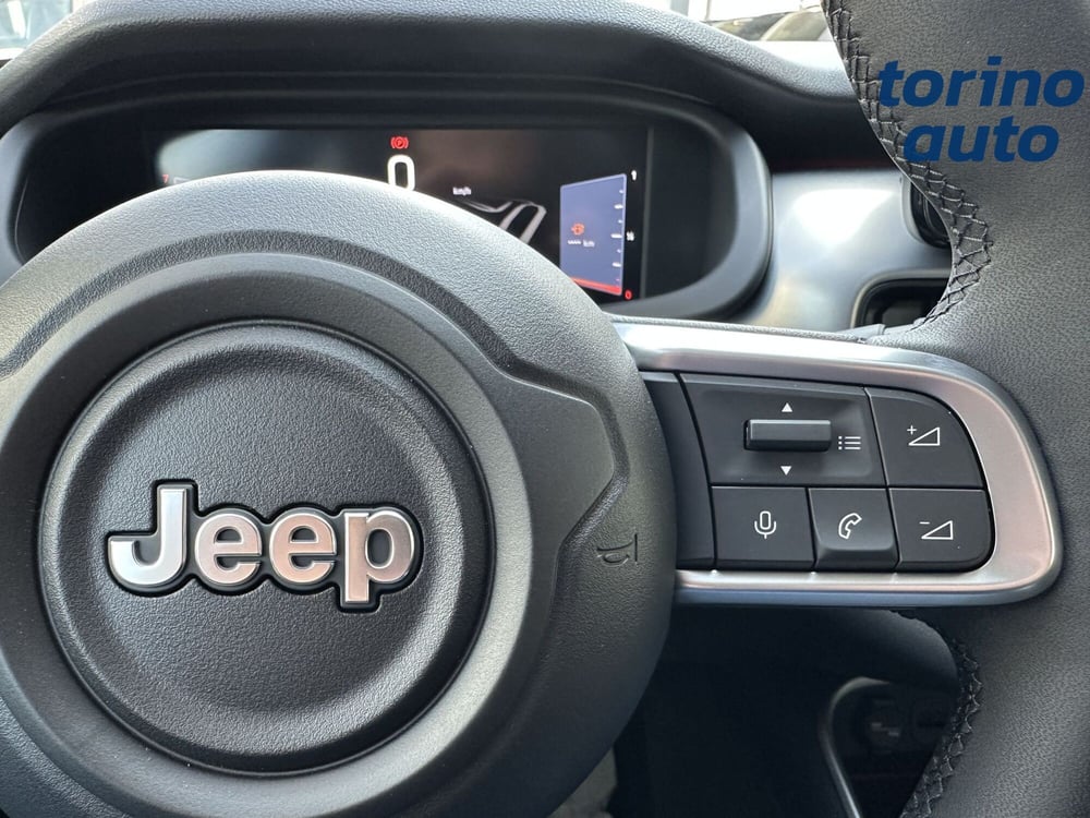 Jeep Avenger nuova a Torino (19)