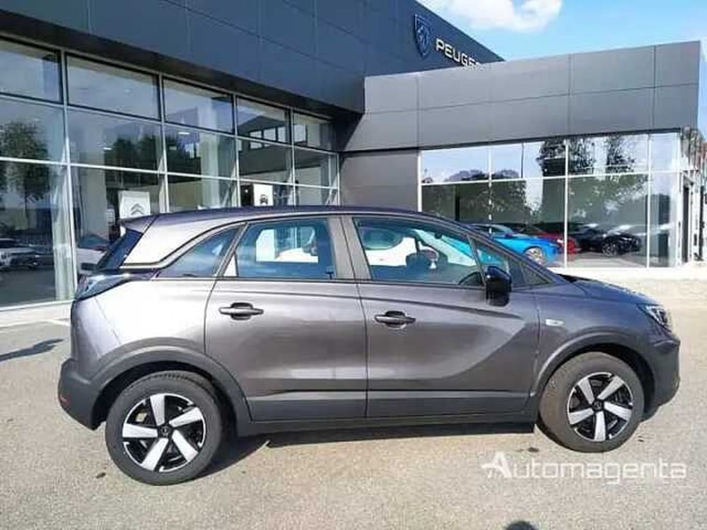 Opel Crossland nuova a Milano (4)