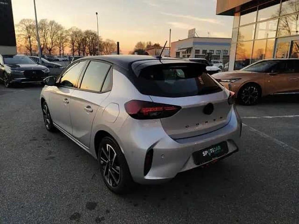Opel Corsa nuova a Milano (5)