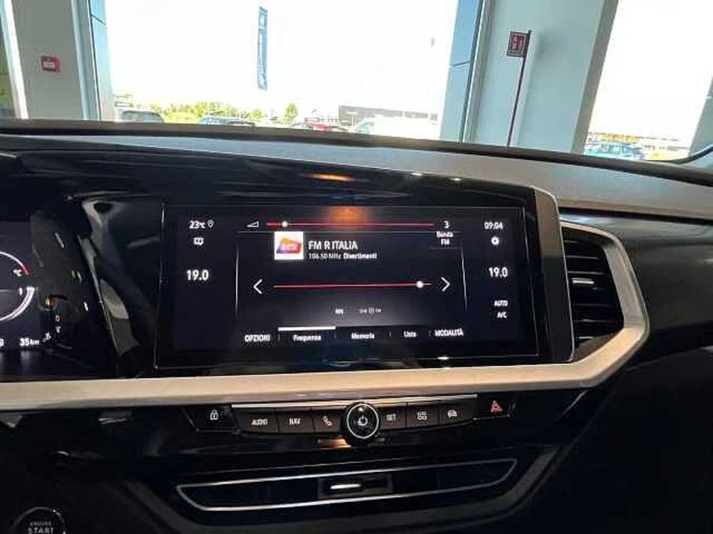 Opel Grandland nuova a Milano (14)