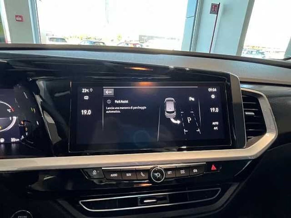 Opel Grandland nuova a Milano (15)