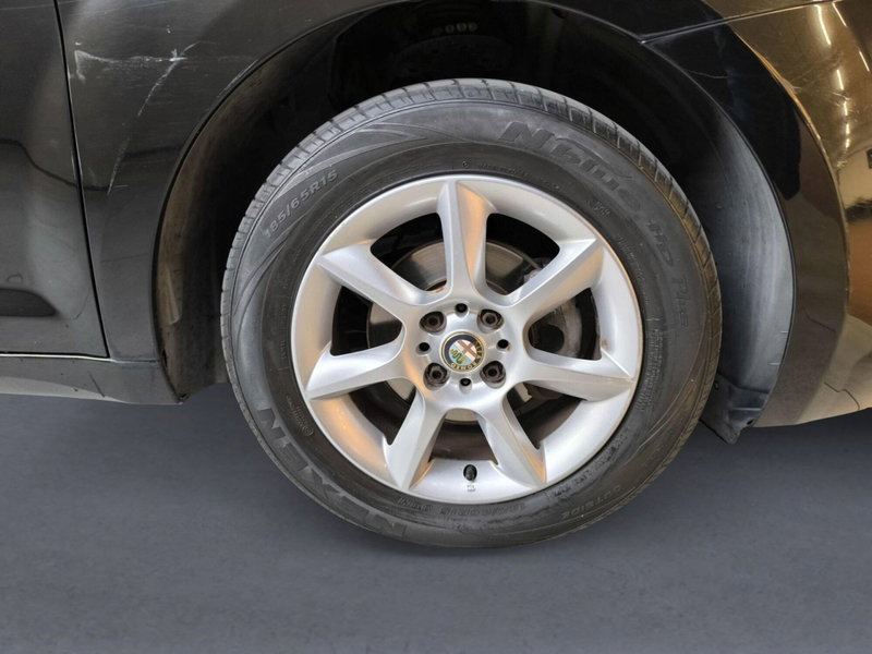 Alfa Romeo MiTo usata a Udine (7)