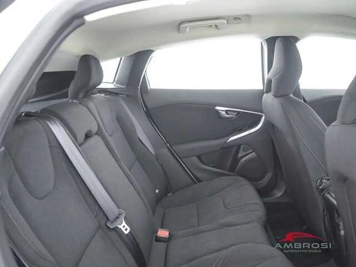 Volvo V40 usata a Perugia (11)