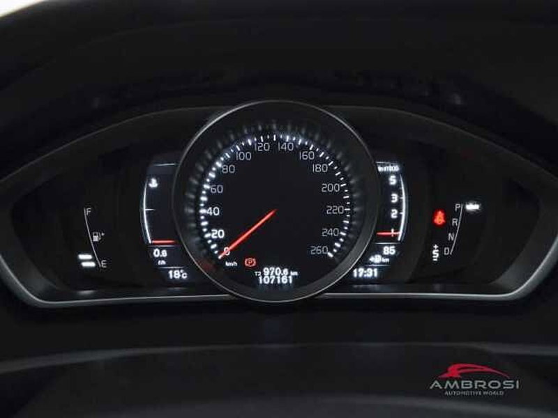 Volvo V40 usata a Perugia (13)