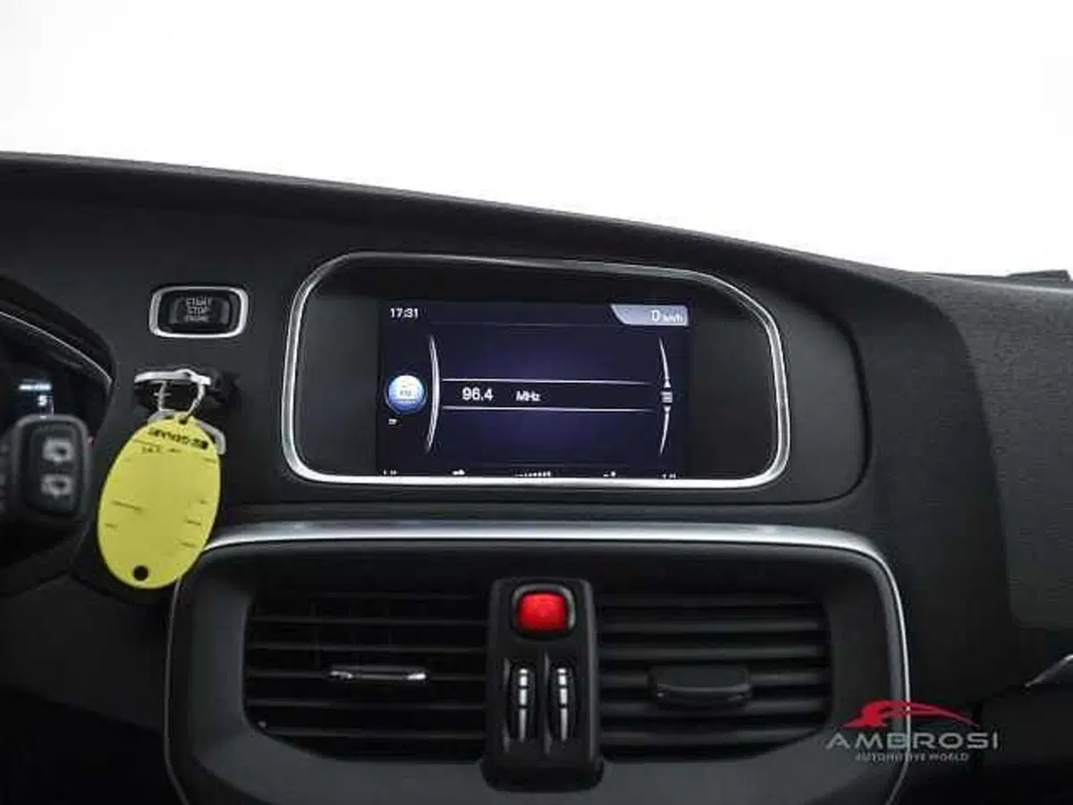 Volvo V40 usata a Perugia (14)