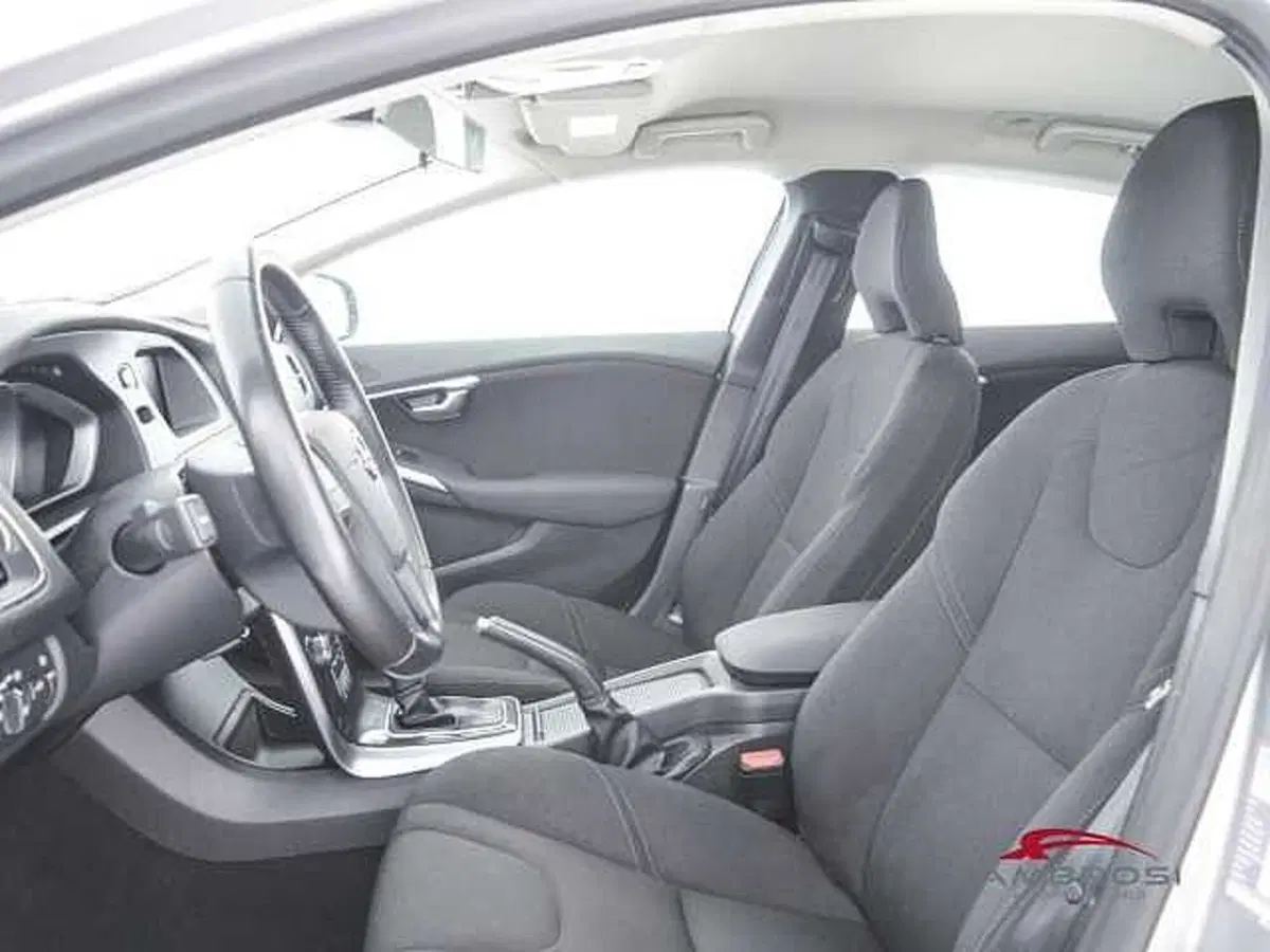 Volvo V40 usata a Perugia (9)