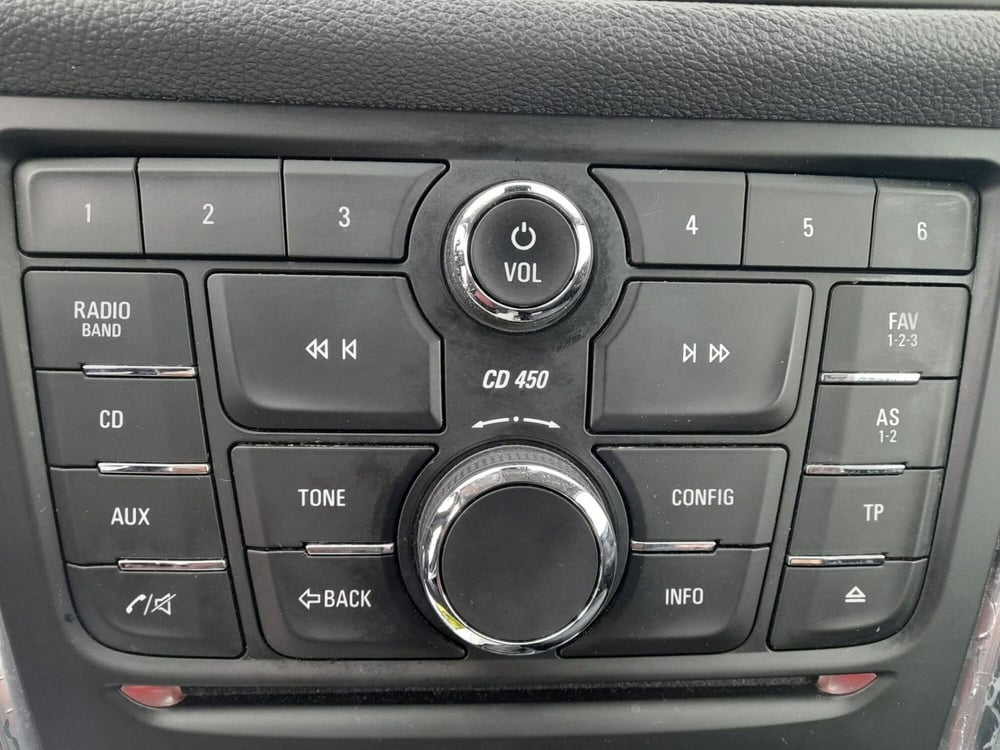 Opel Mokka usata a L'Aquila (12)