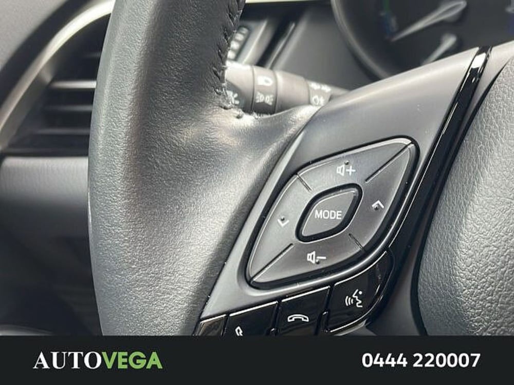 Toyota Toyota C-HR usata a Vicenza (14)