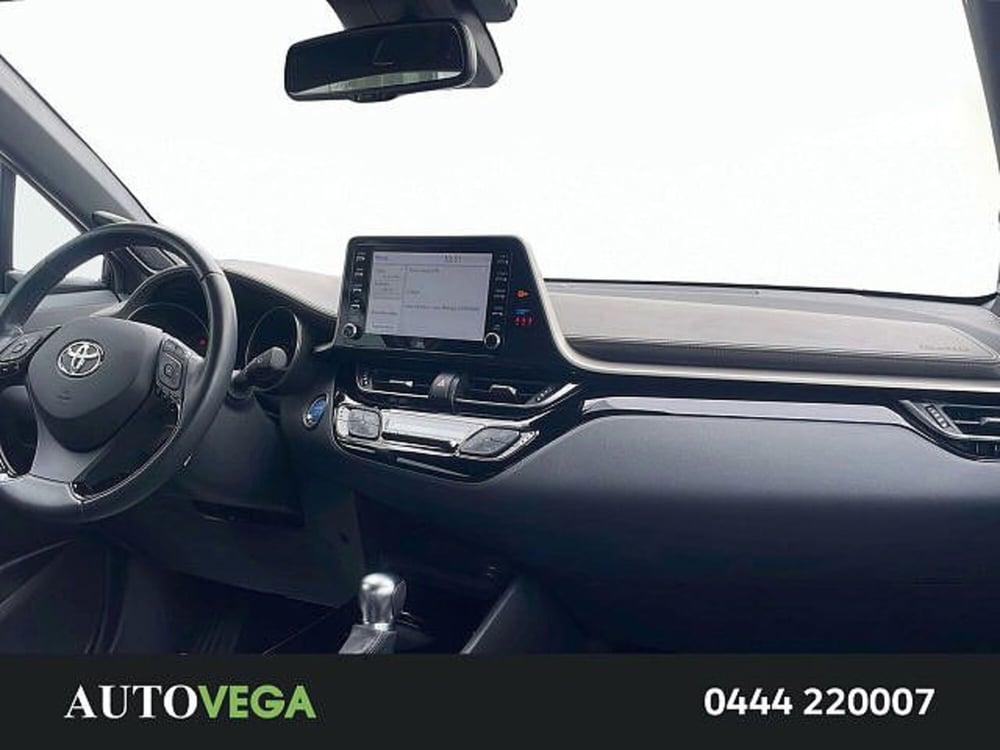 Toyota Toyota C-HR usata a Vicenza (16)