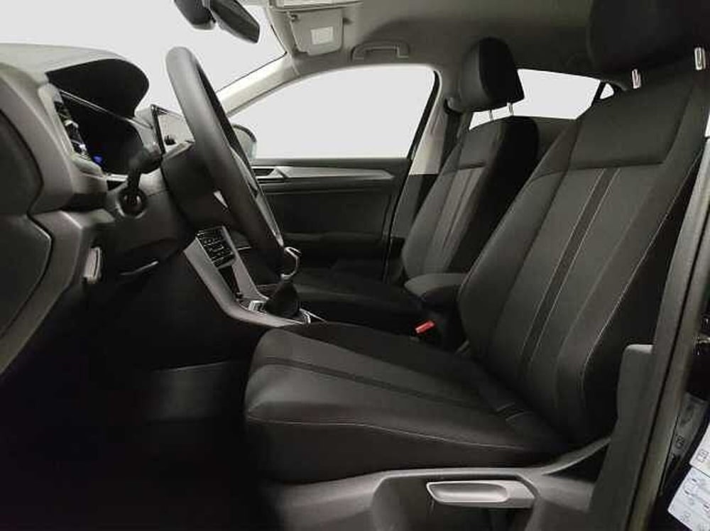 Volkswagen T-Roc nuova a Como (5)