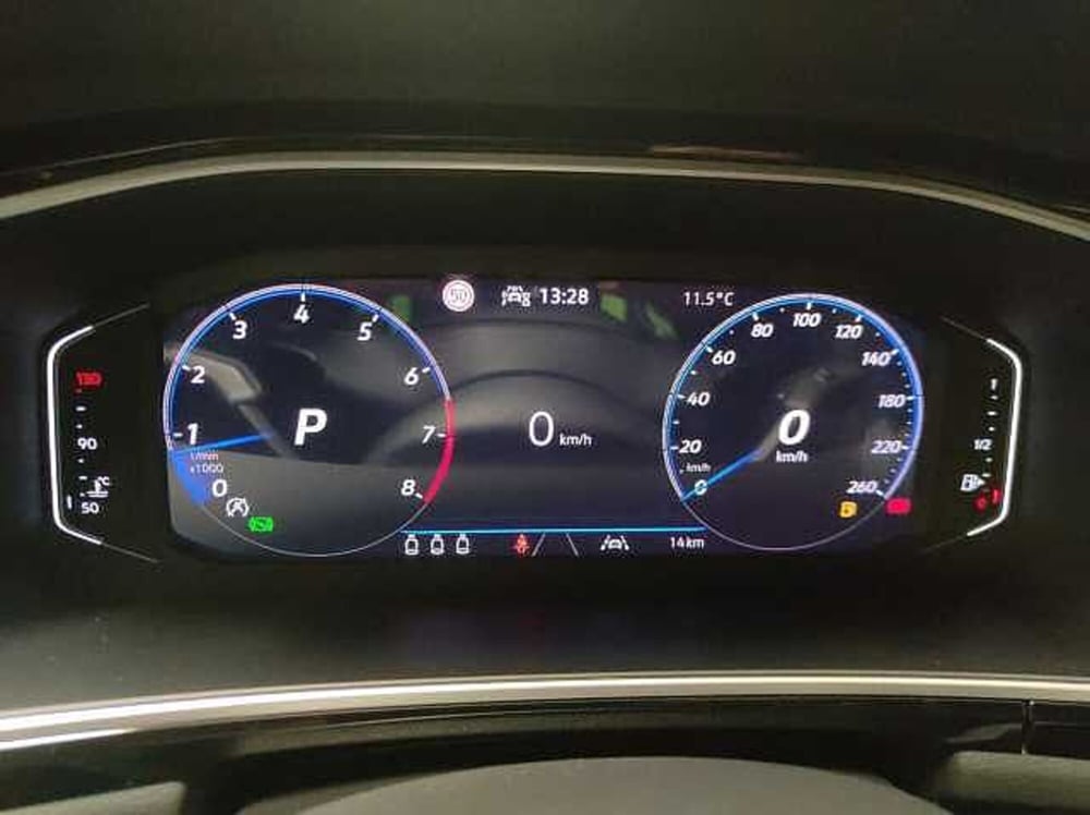 Volkswagen T-Roc nuova a Como (6)
