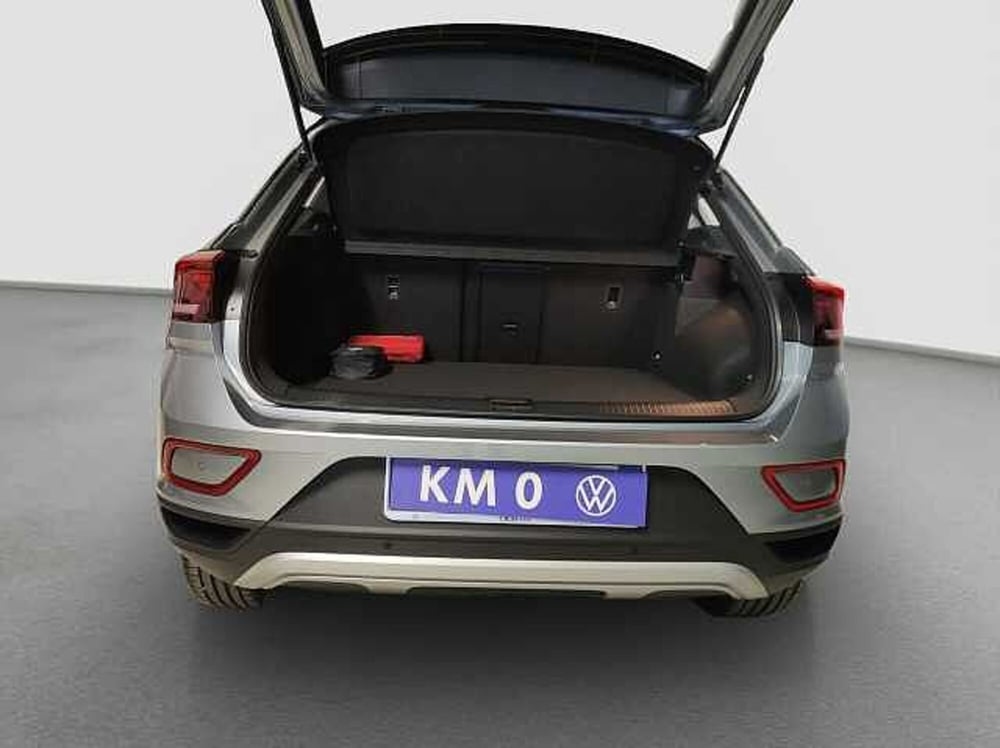 Volkswagen T-Roc nuova a Como (15)
