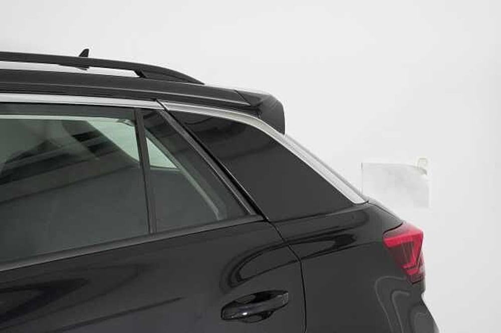 Volkswagen T-Roc usata a Como (8)