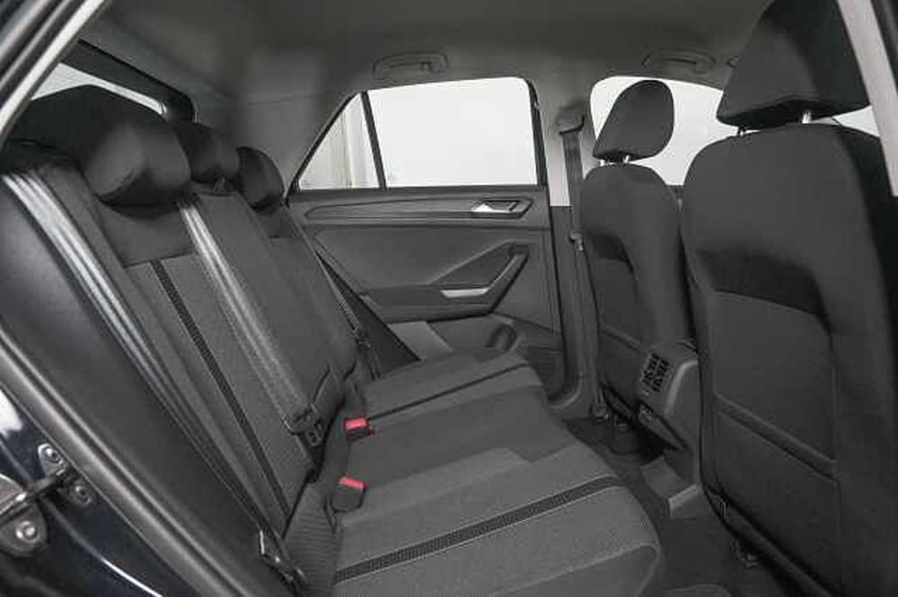 Volkswagen T-Roc usata a Como (9)