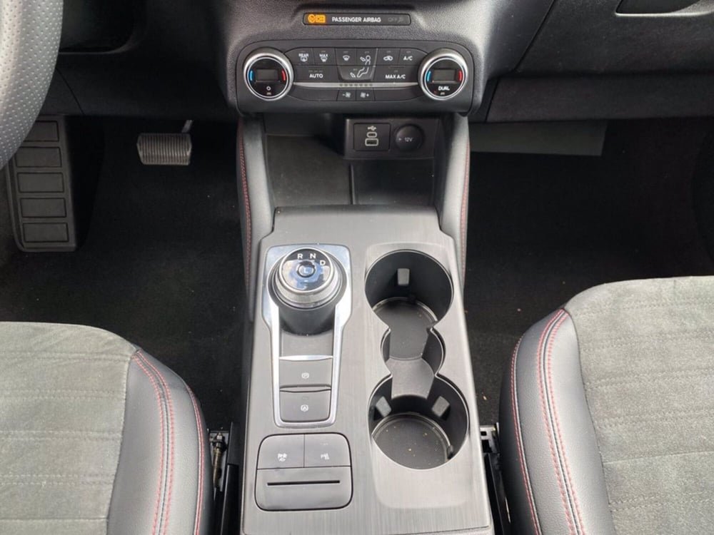 Ford Kuga usata a Milano (15)