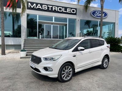 Ford Kuga 2.0 TDCI 180 CV S&amp;S 4WD Vignale del 2018 usata a Tricase