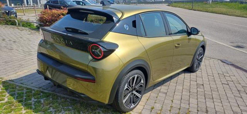 Lancia Ypsilon nuova a Padova (4)