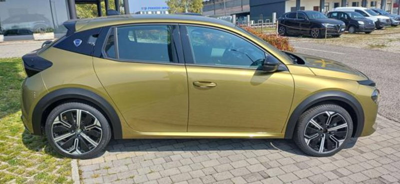 Lancia Ypsilon nuova a Padova (5)