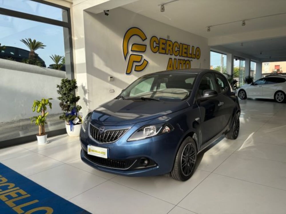 Lancia Ypsilon usata a Napoli (2)