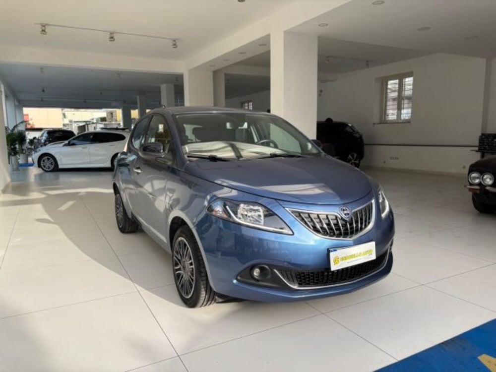 Lancia Ypsilon usata a Napoli (3)