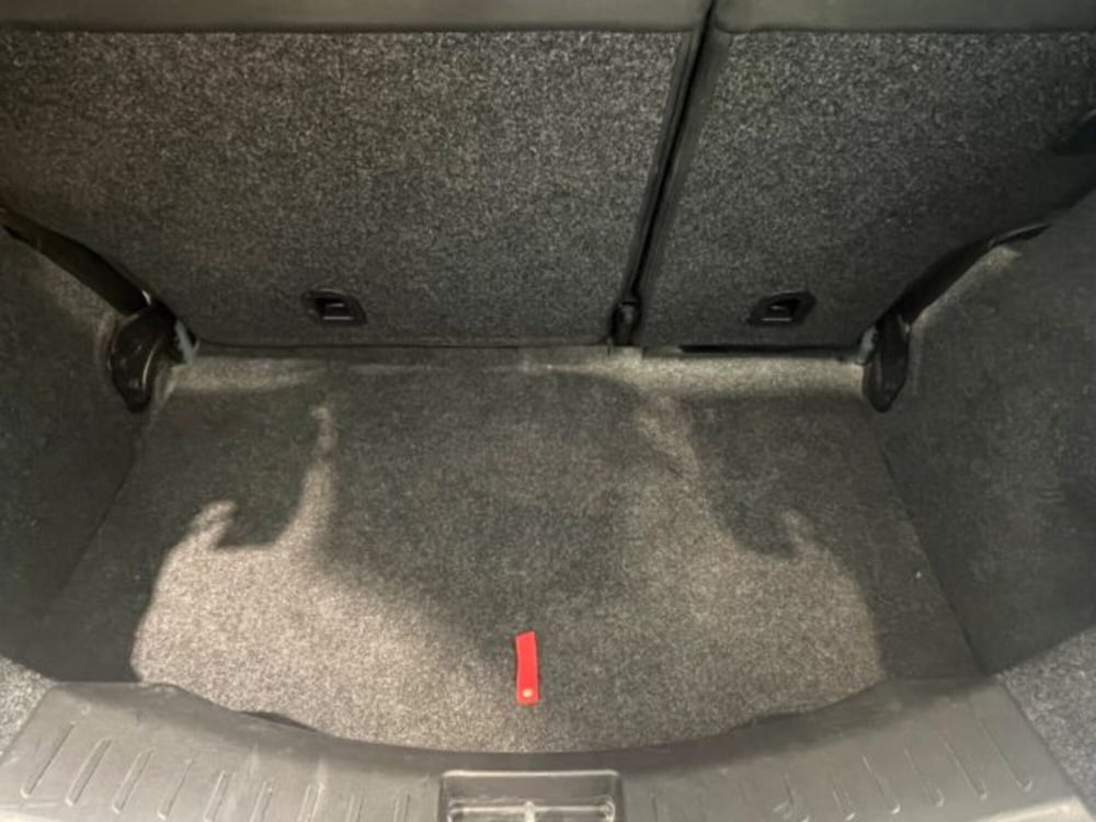 Lancia Ypsilon usata a Napoli (11)