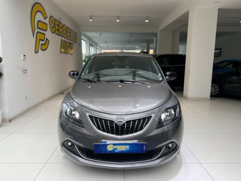 Lancia Ypsilon usata a Napoli (2)