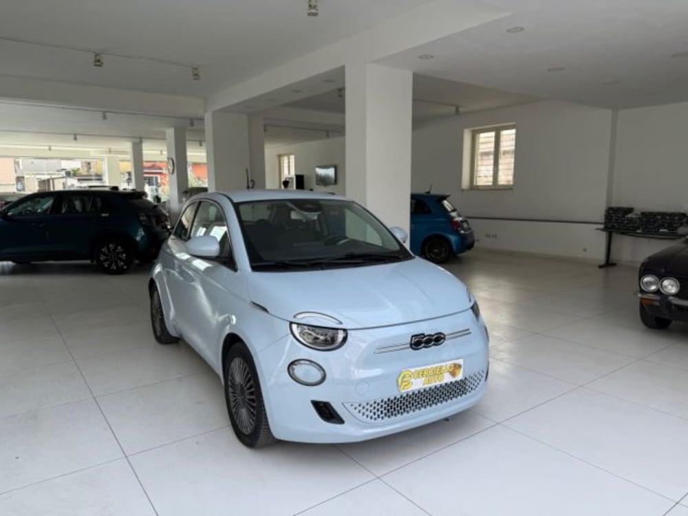 Fiat 500e usata a Napoli (4)