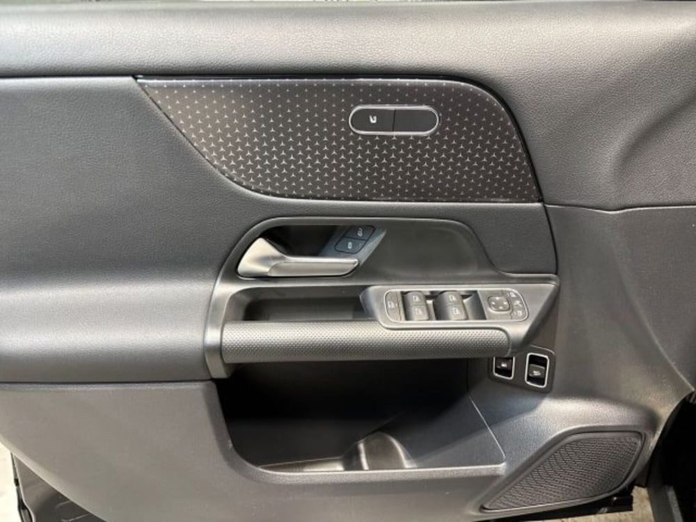 Mercedes-Benz GLA SUV nuova a Bologna (10)