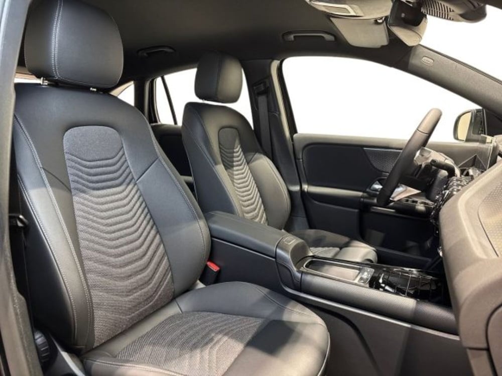 Mercedes-Benz GLA SUV nuova a Bologna (16)