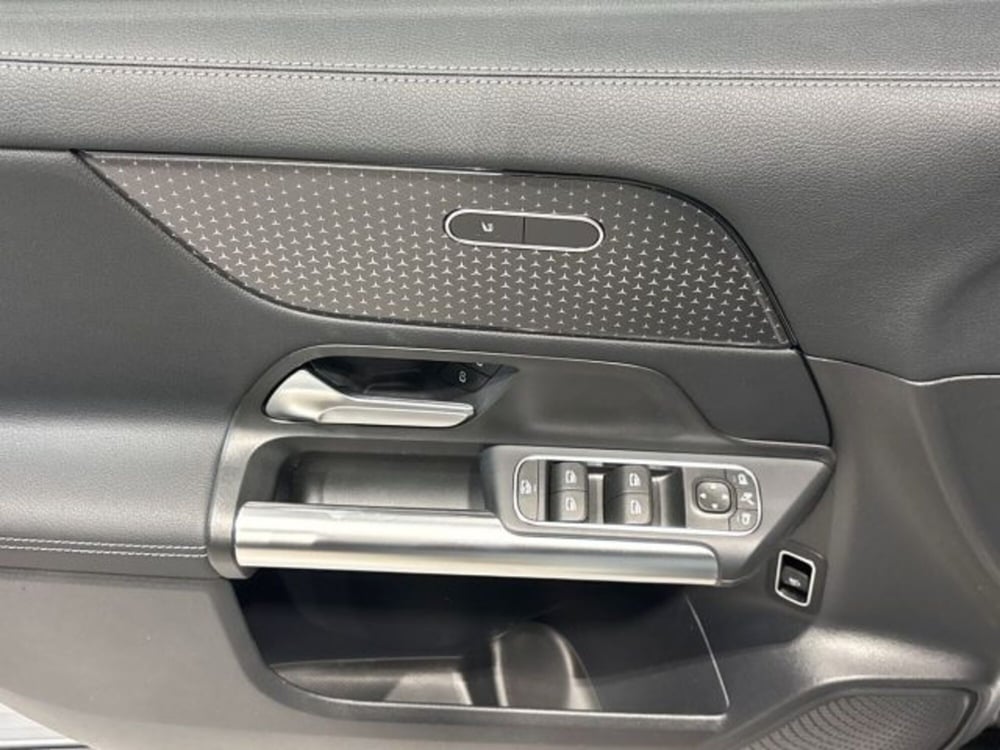 Mercedes-Benz GLA SUV nuova a Bologna (10)