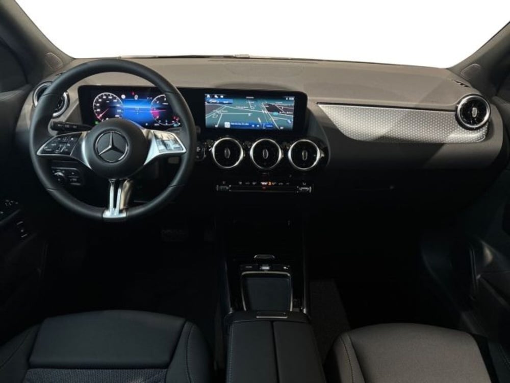 Mercedes-Benz GLA SUV nuova a Bologna (13)