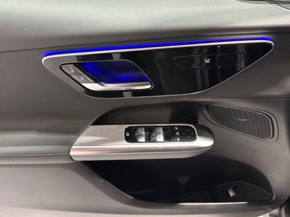 Mercedes-Benz GLC nuova a Bologna (10)