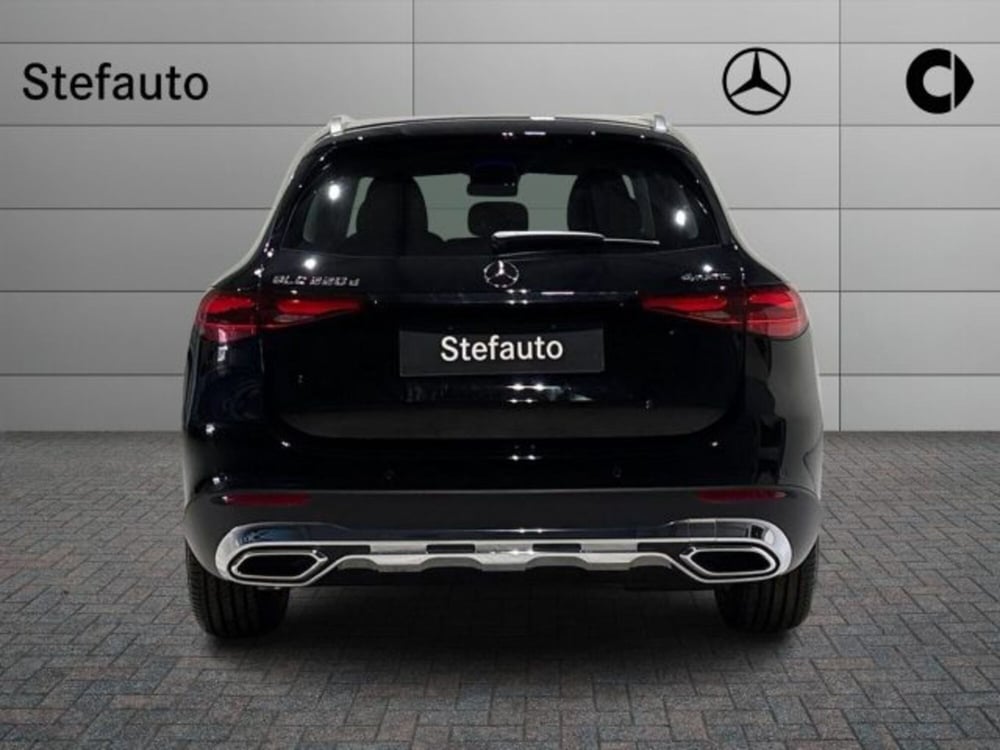 Mercedes-Benz GLC nuova a Bologna (6)