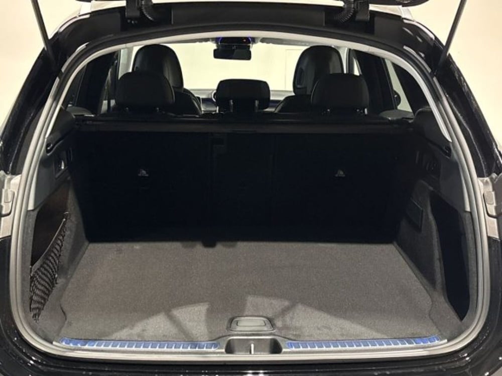 Mercedes-Benz GLC nuova a Bologna (7)