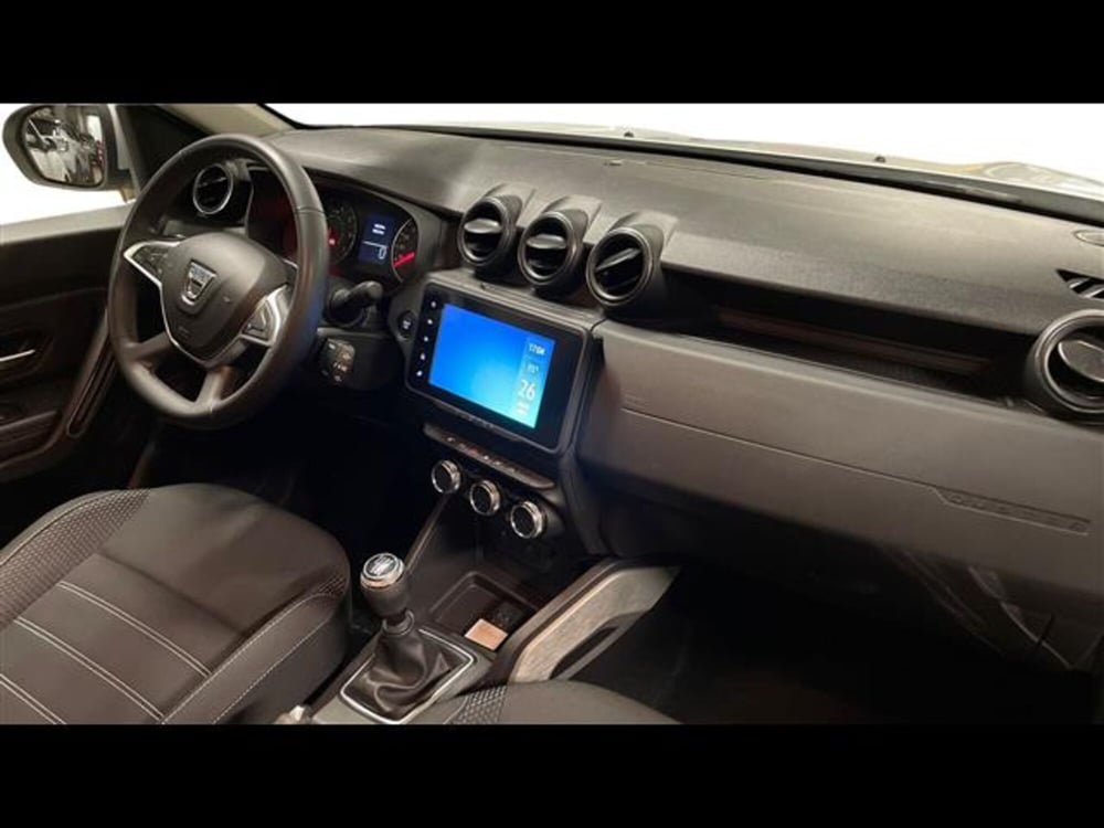 Dacia Duster usata a Varese (5)