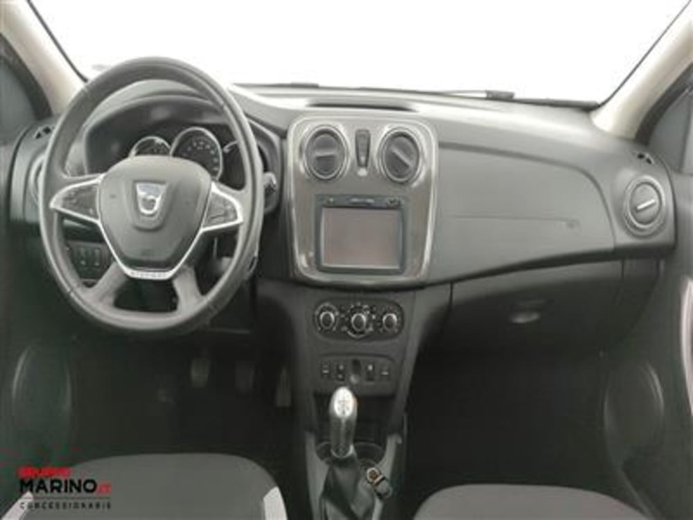 Dacia Sandero usata a Bari (14)