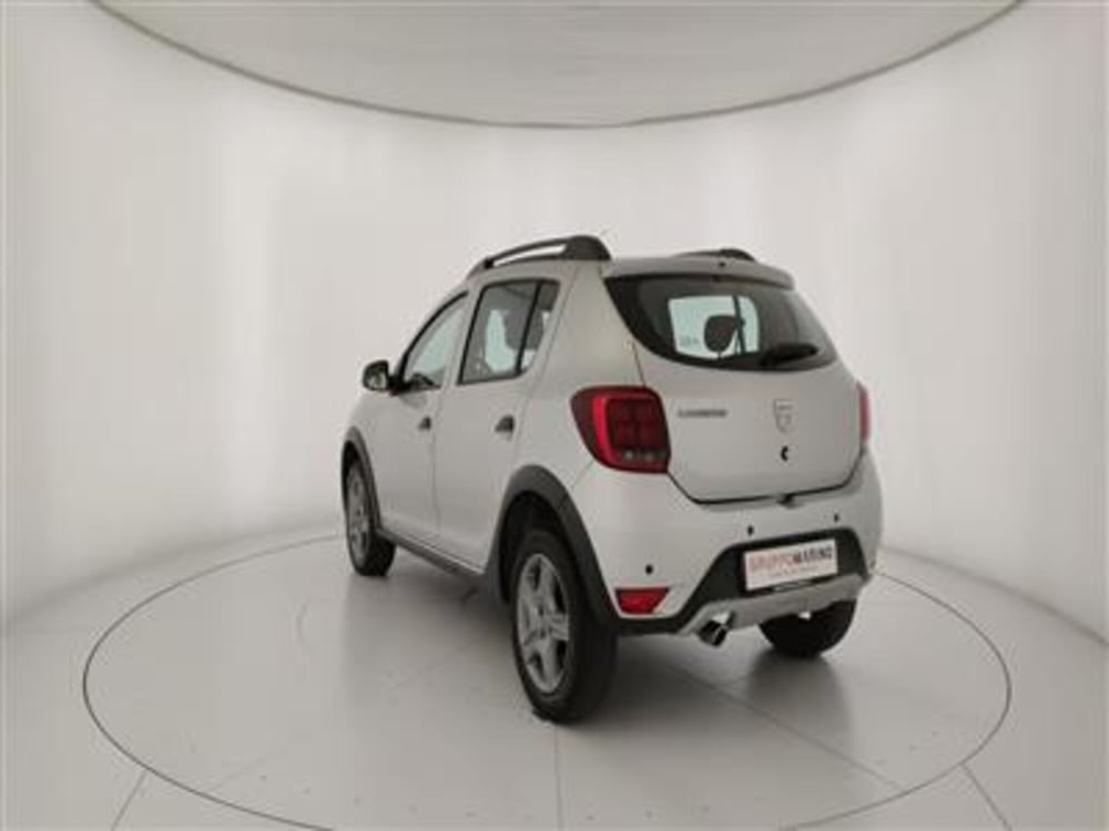 Dacia Sandero usata a Bari (5)