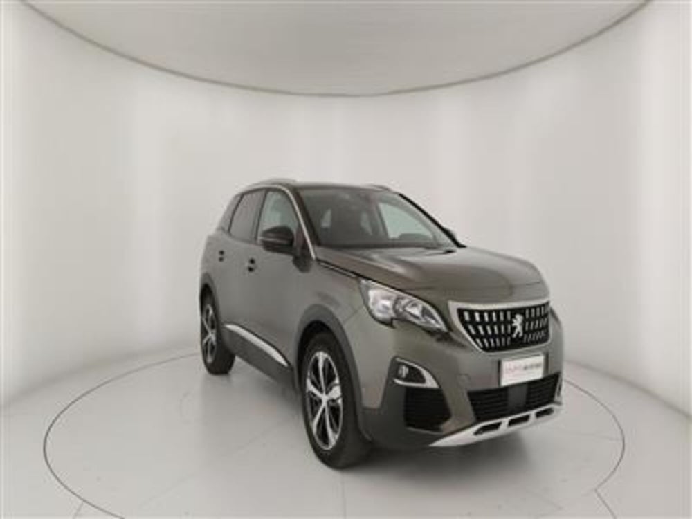 Peugeot 3008 usata a Bari (11)