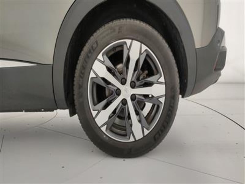 Peugeot 3008 usata a Bari (12)