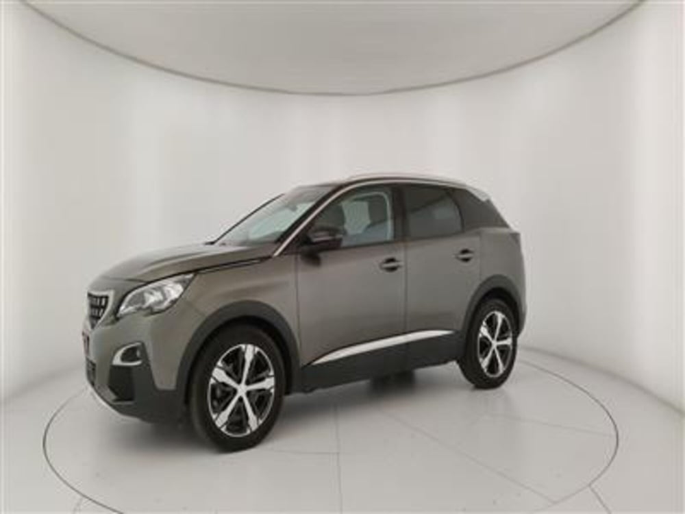Peugeot 3008 usata a Bari (2)