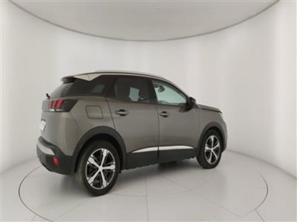 Peugeot 3008 usata a Bari (8)