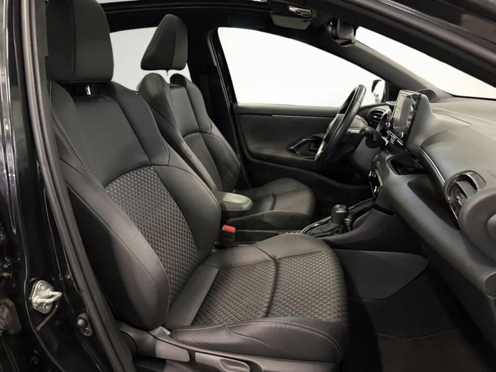 Toyota Yaris Cross usata a Monza e Brianza (9)