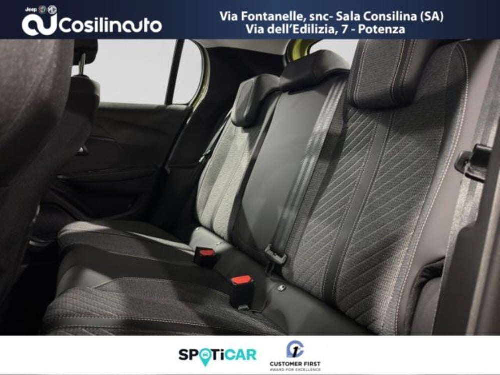 Peugeot 208 nuova a Salerno (10)
