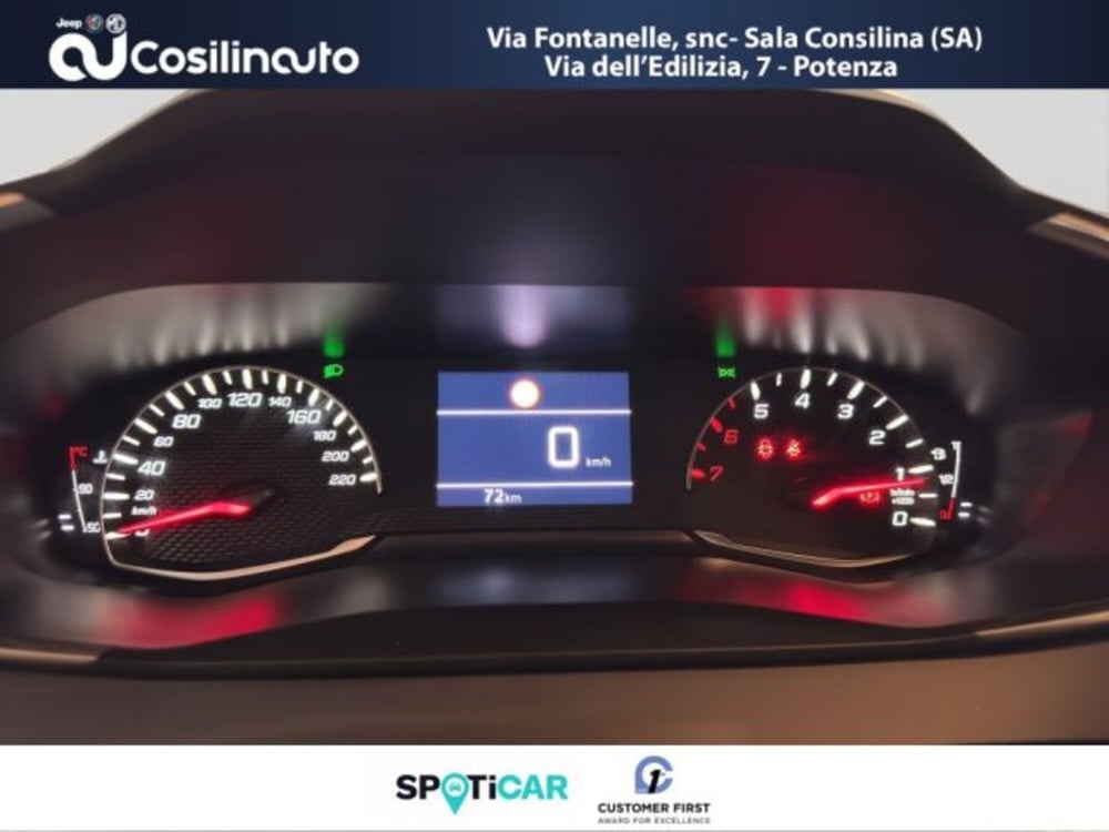 Peugeot 208 nuova a Salerno (14)