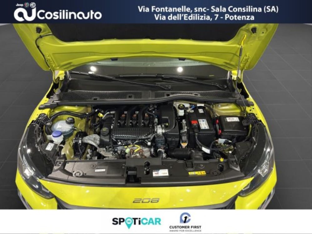 Peugeot 208 nuova a Salerno (18)